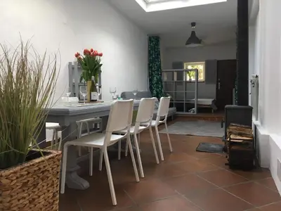 Część wypoczynkowa w obiekcie BIG CALM APART HOTEL 15min WARSAW 6pers WiFi Fireplace Garden Grill