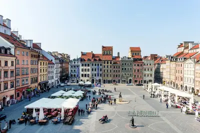 Widok na miasto Warszawa z tego apartamentu