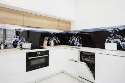 Kuchnia lub aneks kuchenny w obiekcie Apartments Warsaw Przyokopowa by Noclegi Renters