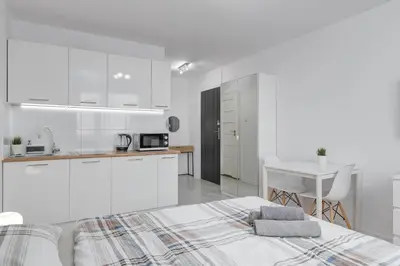 Kuchnia lub aneks kuchenny w obiekcie Andersena 190 B - 12 piętro - 10 min CMKP - 5 min Metro - 15 min Centrum