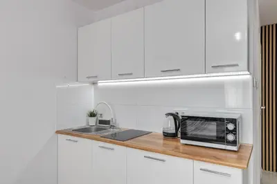 Kuchnia lub aneks kuchenny w obiekcie Andersena 190 B - 12 piętro - 10 min CMKP - 5 min Metro - 15 min Centrum