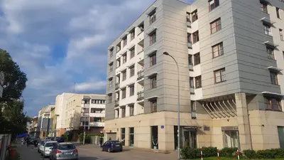 Budynek, w którym mieści się apartament