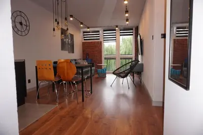 Część wypoczynkowa w obiekcie Apartament metro rondo Onz