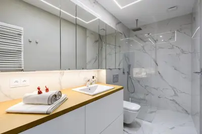 Łazienka w obiekcie ZLOTA Luxury Apartments