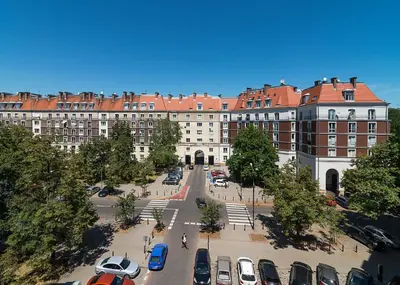 Budynek, w którym mieści się apartament