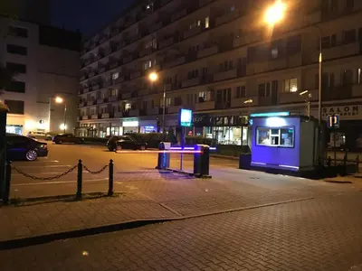 Budynek, w którym mieści się apartament