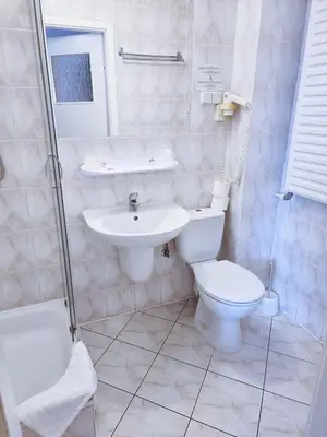 Łazienka w obiekcie Noclegi Hit Rooms & Apartments