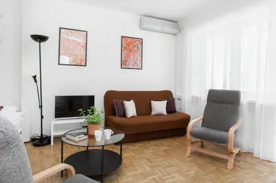Część wypoczynkowa w obiekcie Apartments Warsaw Kakowskiego by Noclegi Renters