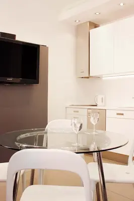 Telewizja i/lub zestaw kina domowego w obiekcie PiwnaEU
