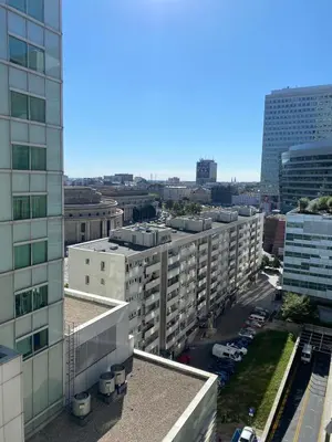 Budynek, w którym mieści się apartament