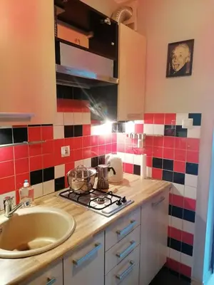 Kuchnia lub aneks kuchenny w obiekcie Sunny and lovely apartment. Near Chopin Airport!