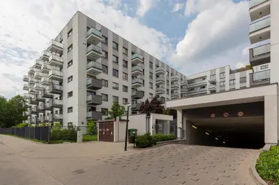 Budynek, w którym mieści się apartament