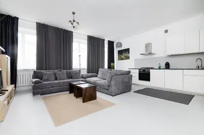 Kuchnia lub aneks kuchenny w obiekcie City Centre Apartment by BookingHost