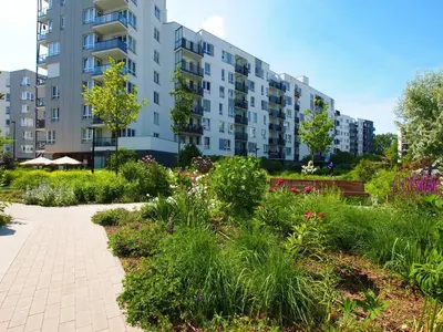 Ogród w obiekcie Airport Residence Blue