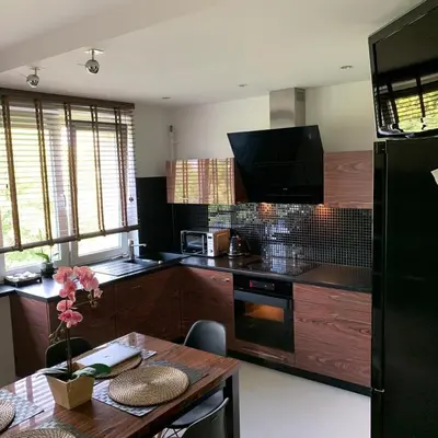Kuchnia lub aneks kuchenny w obiekcie Your Home in Warsaw - Apartment Stegny- Mokotow