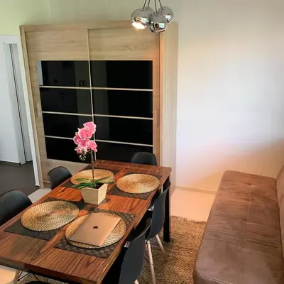 Część wypoczynkowa w obiekcie Your Home in Warsaw - Apartment Stegny- Mokotow