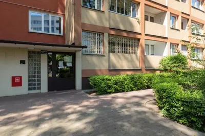 Budynek, w którym mieści się apartament