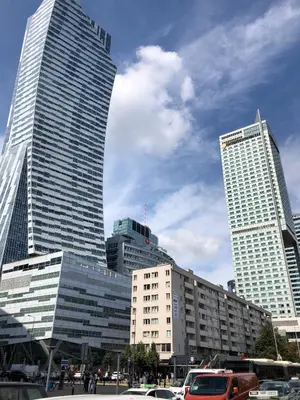 Widok na miasto Warszawa z tego apartamentu