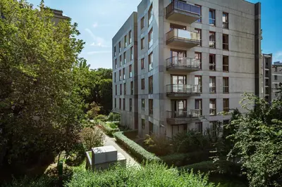 Budynek, w którym mieści się apartament