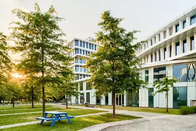 Budynek, w którym mieści się hotel