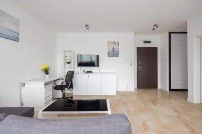 Telewizja i/lub zestaw kina domowego w obiekcie Warsaw-Aparts Bukowinska 2