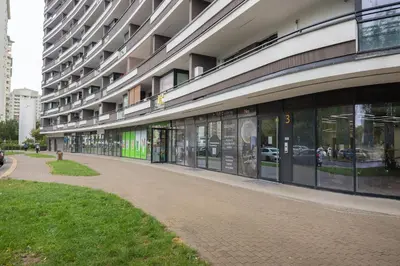 Budynek, w którym mieści się apartament