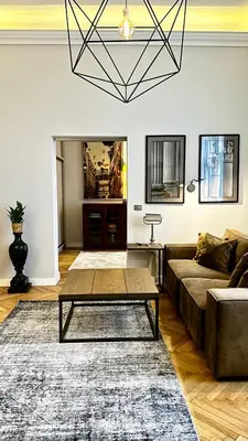 Plan piętra w obiekcie 4m high apartment in heart of Warsaw!