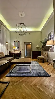 Plan piętra w obiekcie 4m high apartment in heart of Warsaw!