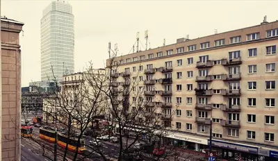 Budynek, w którym mieści się apartament