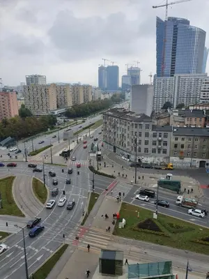 Widok na miasto Warszawa z tego apartamentu