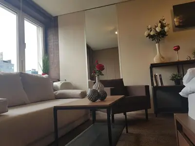 Część wypoczynkowa w obiekcie Alma Apartments Rondo ONZ