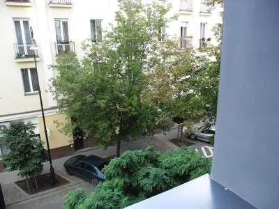 Plan piętra w obiekcie Klimatyczna kawalerka w centrum Warszawy