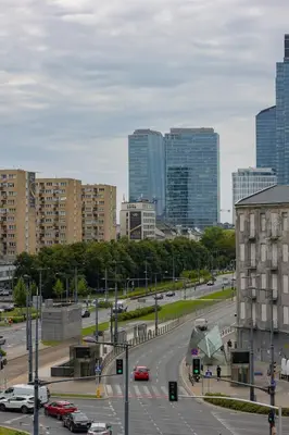 Widok na miasto Warszawa z tego apartamentu
