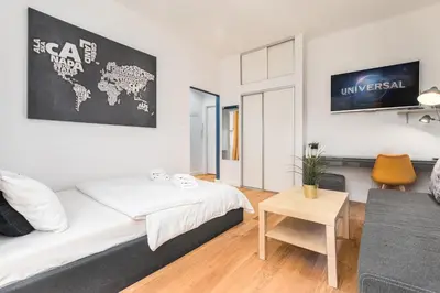 Łóżko lub łóżka w pokoju w obiekcie Central Apartament by Your Freedom