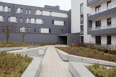 Budynek, w którym mieści się apartament