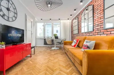 Telewizja i/lub zestaw kina domowego w obiekcie Apartament Zielna by Your Freedom