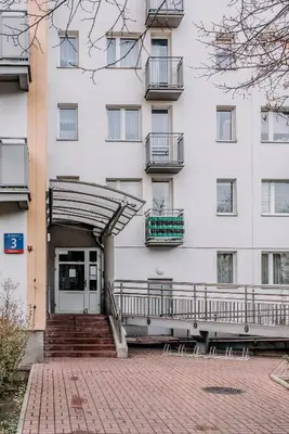 Budynek, w którym mieści się apartament