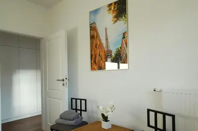 Część wypoczynkowa w obiekcie Central Port Warsaw Apartment