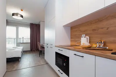 Kuchnia lub aneks kuchenny w obiekcie Warsaw To Be - Easy Apartment