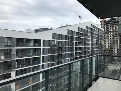 Budynek, w którym mieści się apartament