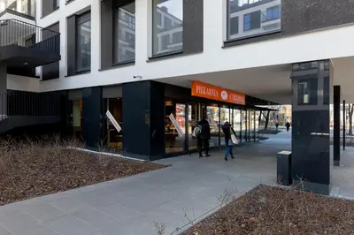 Budynek, w którym mieści się apartament