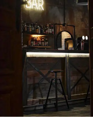Hol lub bar w obiekcie design LOFT 22