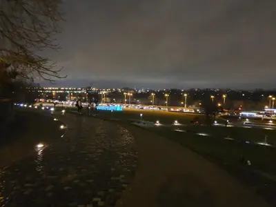 Widok na rzekę nieopodal tego apartamentu