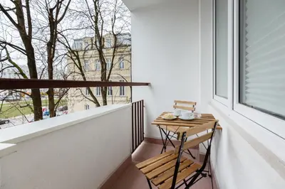 Balkon lub taras w obiekcie Apartments Warsaw Królewska by Noclegi Renters