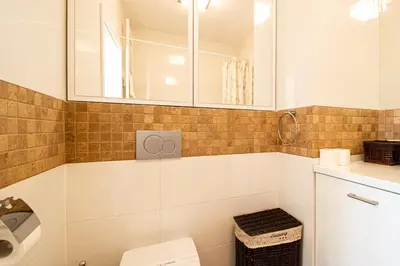 Łazienka w obiekcie Krasińskiego Żoliborz Stylish Apartment by BookingHost