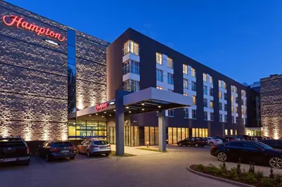 Budynek, w którym mieści się hotel