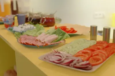 Jedzenie w hostelu lub w pobliżu
