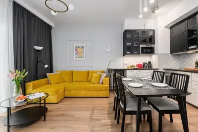 Kuchnia lub aneks kuchenny w obiekcie Prymasa Tysiaclecia - P&O Serviced Apartments