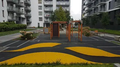 Plac zabaw dla dzieci w obiekcie Wola Loft Apartment