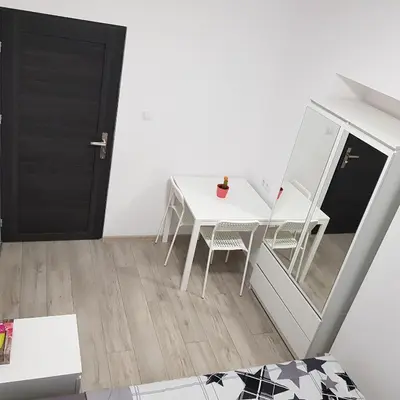 Plan piętra w obiekcie MirrorRoom PL Downtown
